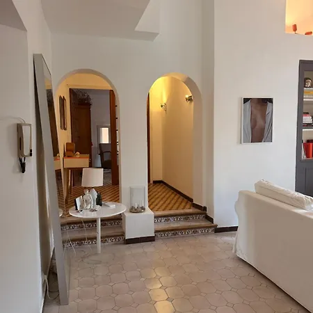 With Terrace& Design Perpignan